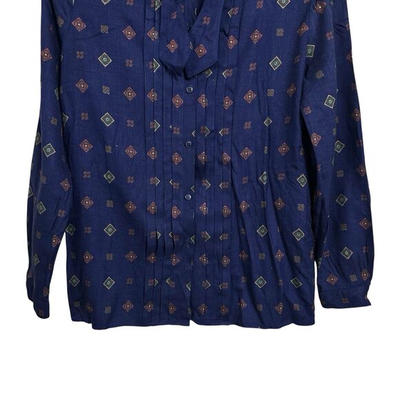 Jones New York Women’s Sz 10 Purple Diamond Pattern Blouse Shirt Button Up Top - Picture 3 of 7